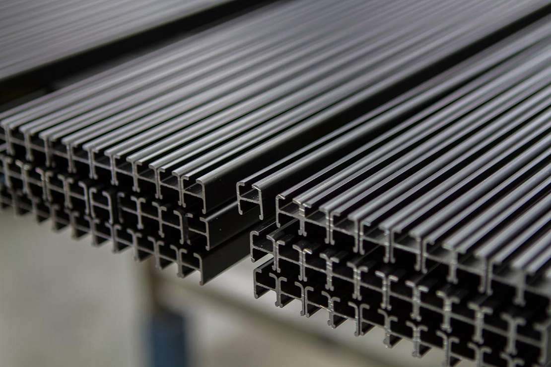 Engel-Gruppe - Eloxieren Bauteile